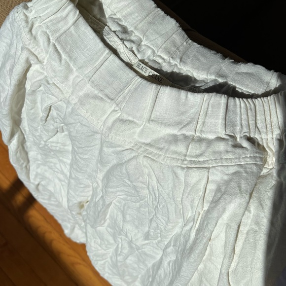 Black Crane Linen Harem Pants - Picture 7 of 8